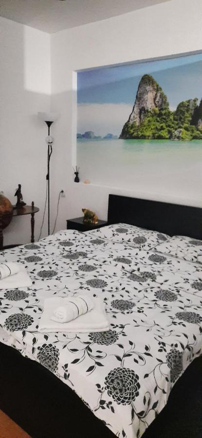 Apartments Suster Bar Luaran gambar