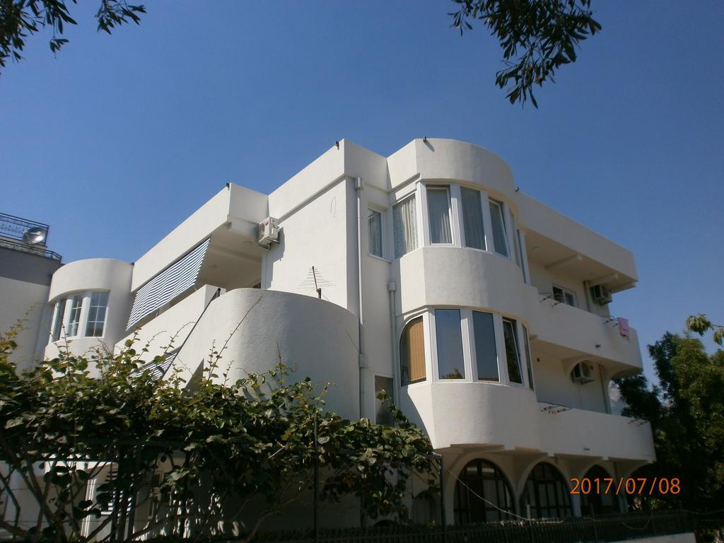 Apartments Suster Bar Luaran gambar