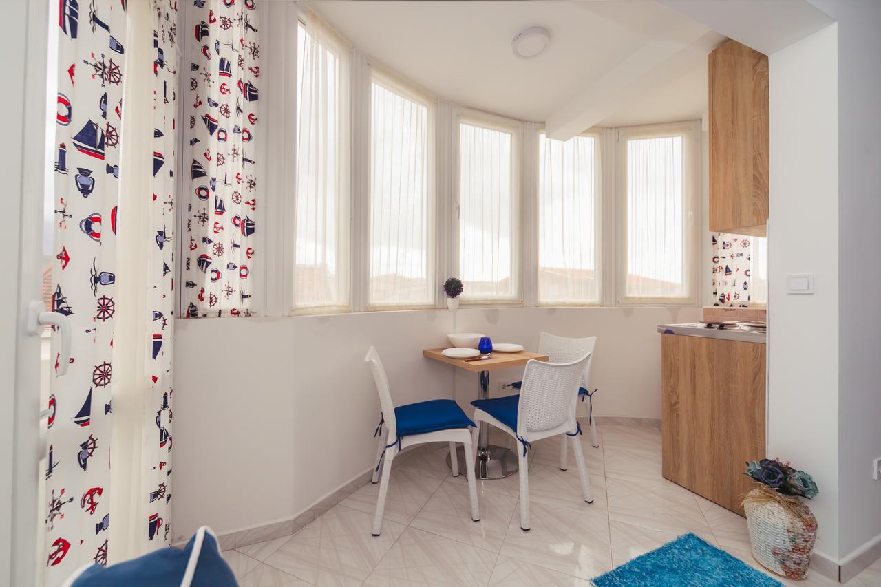 Apartments Suster Bar Luaran gambar