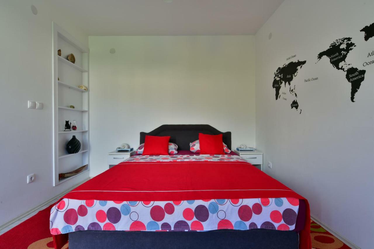 Apartments Suster Bar Luaran gambar
